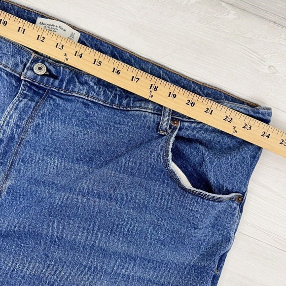 Abercrombie & Fitch The 90's Straight Ultra High Rise Jeans Blue Sz 37 / 24 Long - Picture 11 of 15